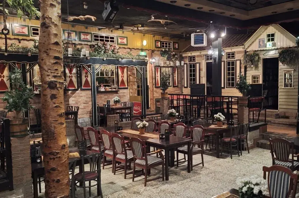 Spek Mie Stroop restaurant in 's-Heerenhoek