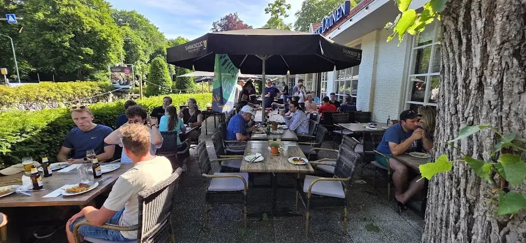 Farzaneh Ardakani_De Soester Duinen_Soest_review