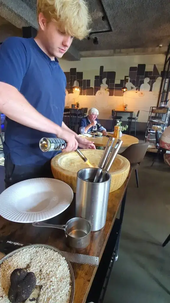 Liono_Sabrosa Kitchen | Bar_Soest_review