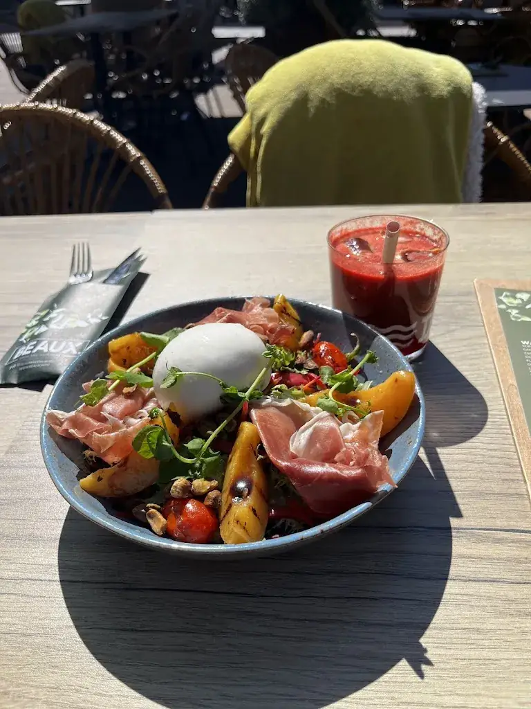 Emile Fyon_BEAUX_Middelburg_review