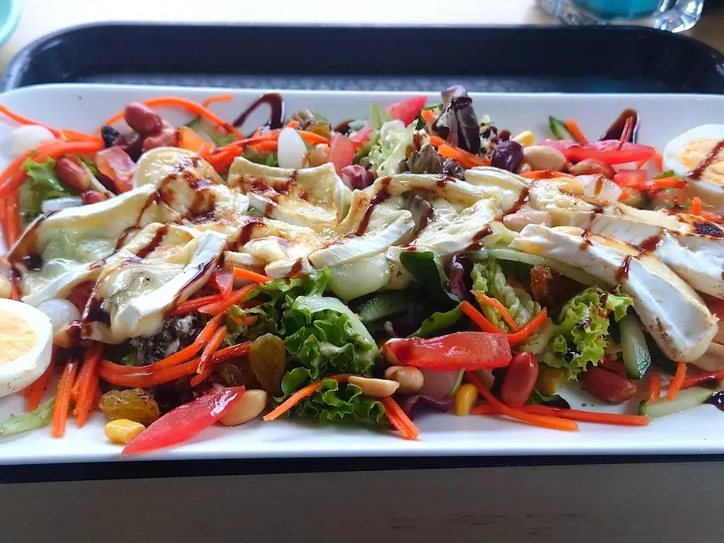 Salsaphotographer Coento P (Cornelis Priemis)_Even Pause_Brouwershaven_review