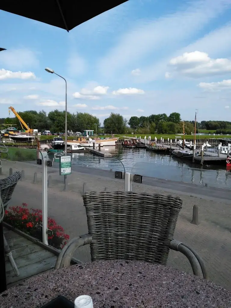 maria radder_Het Terras Wijk bij Duurstede_Duurstede_review