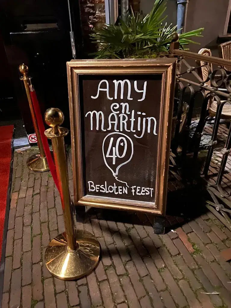 M van der vaart_Café Het Pakhuis_Duurstede_review