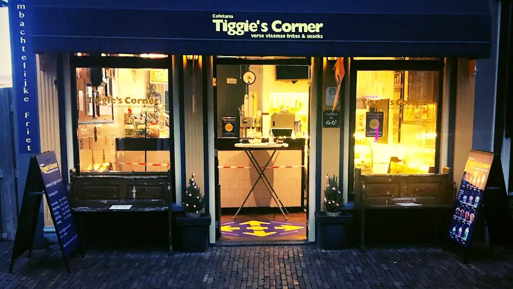 Cafeteria & Automatiek Tiggie's Corner restaurant in Duurstede