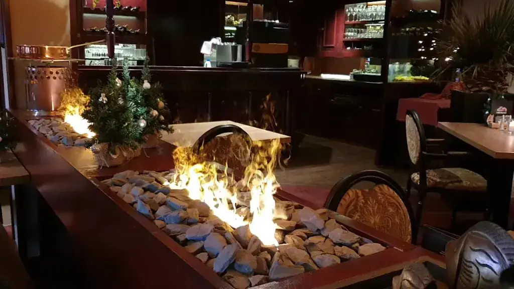 Restaurant Pijnappel en zalencentrum_Klarenbeek_slider_image_2