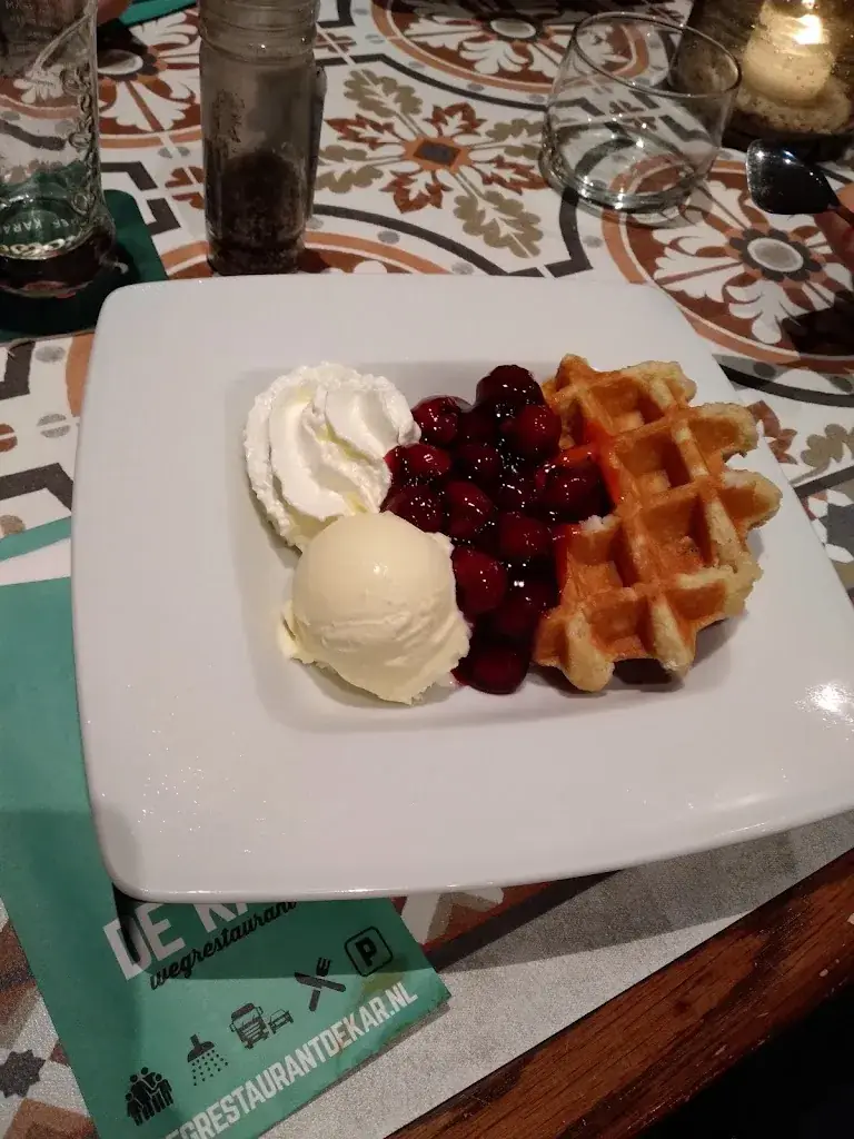 Elena Escaño Lopez_Wegrestaurant de Kar_Klarenbeek_avis