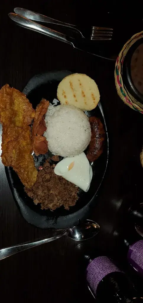 Louis Claus_ColombianTaste_Klarenbeek_review