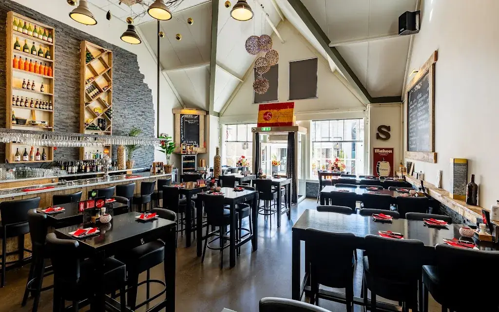 Tapas en Wijnbar van 'S restaurant in IJssel