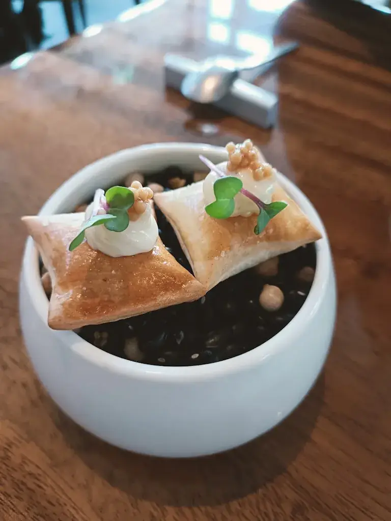 Charlotte Bok_Restaurant Le Poirier_Burgh-Haamstede_review