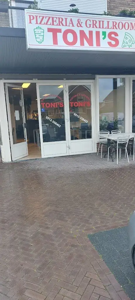 Grillroom pizzeria Toni's Harkema_Harkema_slider_image_2