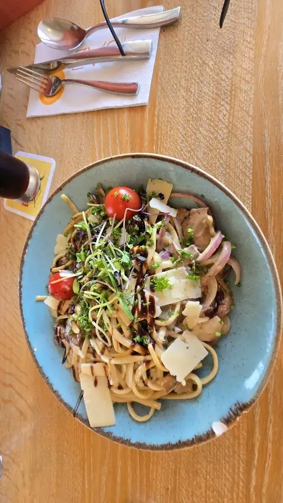 Lee Pattemore_Breskens aan Zee_Breskens_review