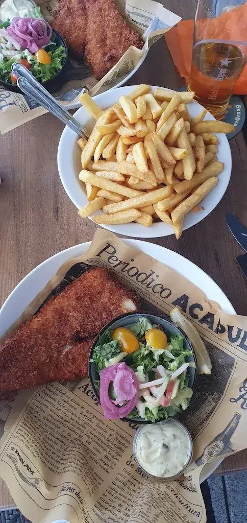 agata k_The Neighbour_Breskens_review