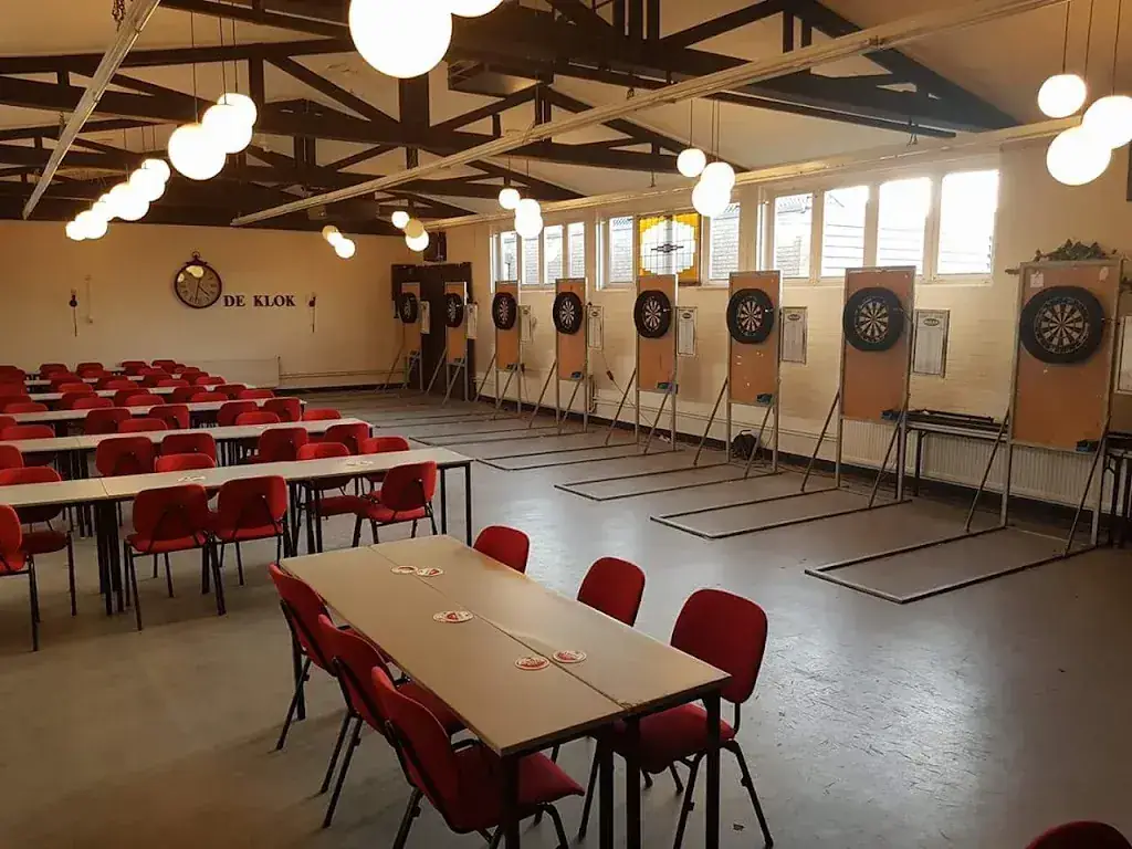 Angela Jannie Van der Wal_Café De Klok_Harkema_review