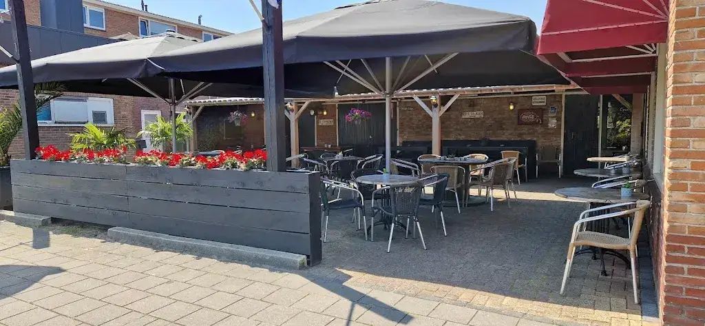 Café De Klok restaurant à Harkema