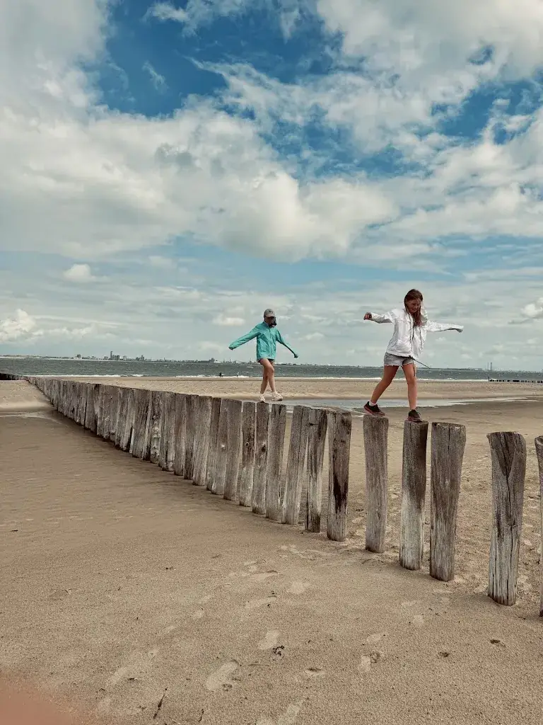 Mr Menzies_Strandpaviljoen 't Halve Maentje_Breskens_recensione