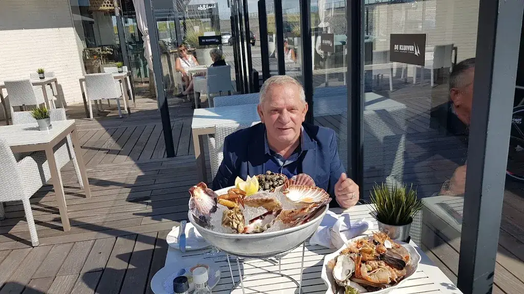 Hans-Joachim Puls_De Kluiver_Breskens_review