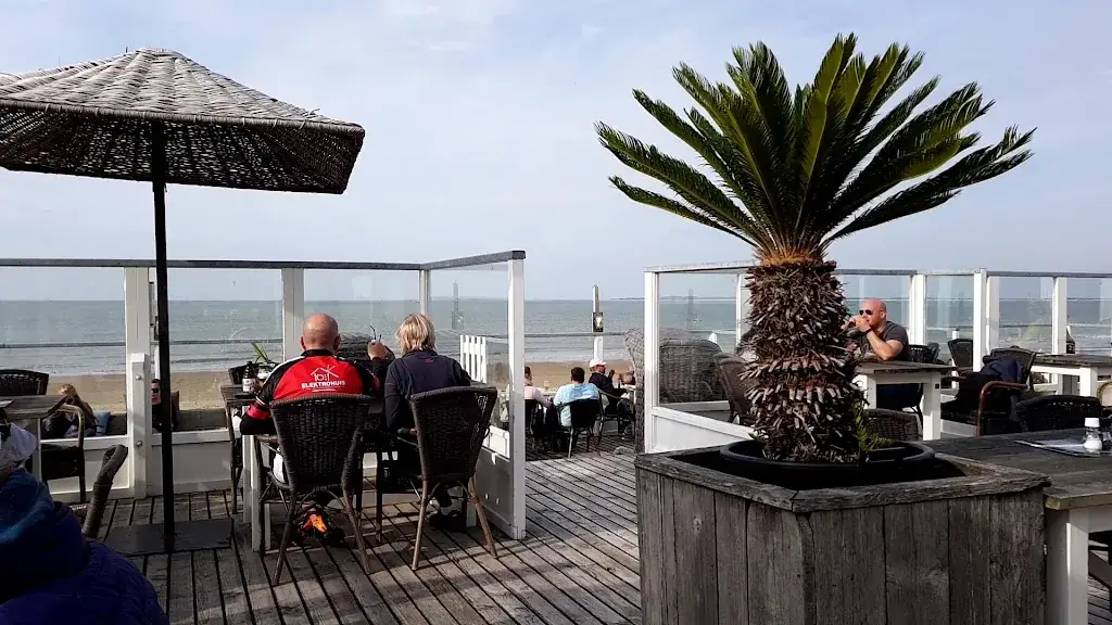 Beach House 25_Breskens_slider_image_2