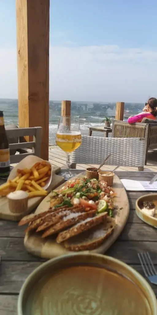 Vincent Legrand_Strandpaviljoen KAAPDUIN_Koudekerke_review