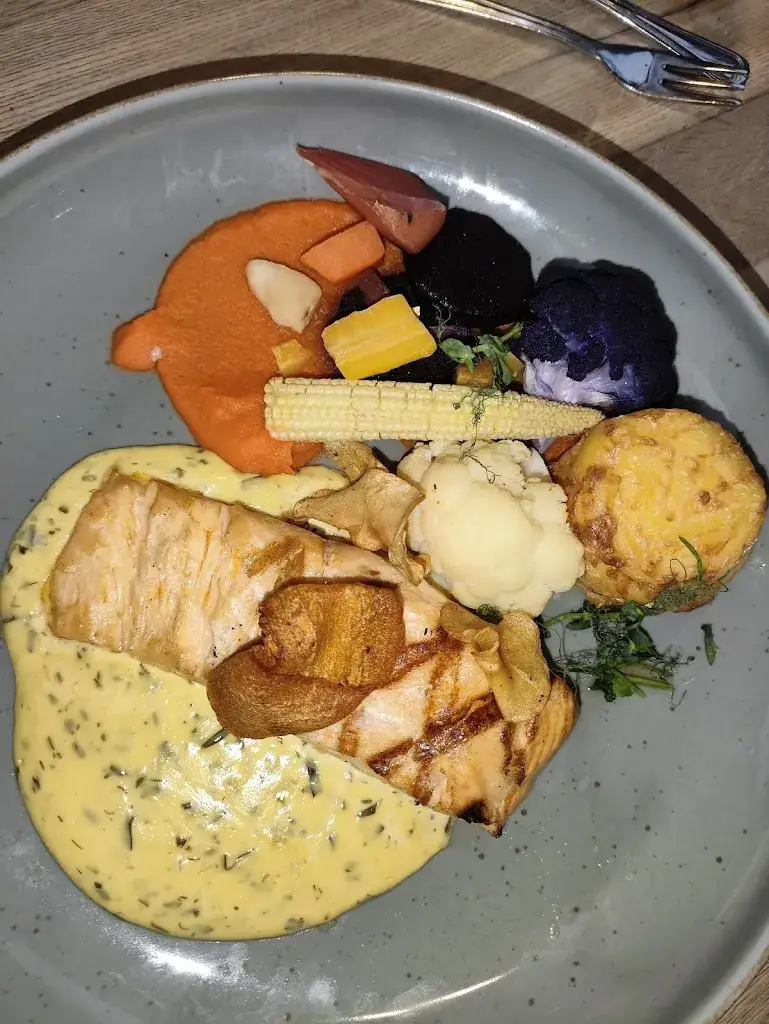 Katja Neumann (Shinyeyes)_Restaurant bij Jules_Koudekerke_review