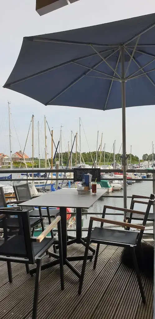 Het Koggedek restaurant in Tholen