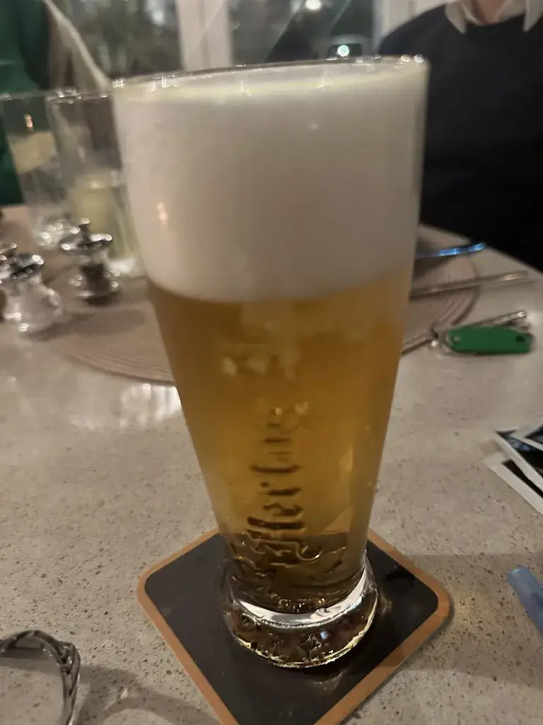 v v_Hotel Restaurant SAM_Tholen_review