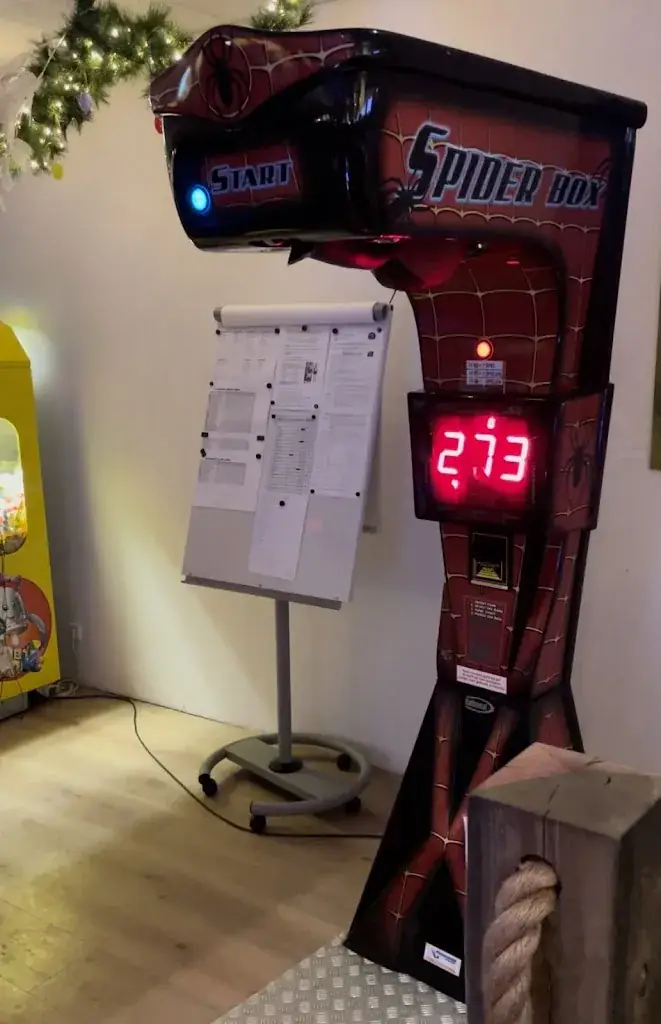 Manie Redelinghuys_Bowling en Restaurant de Thoolse Brug_Tholen_review