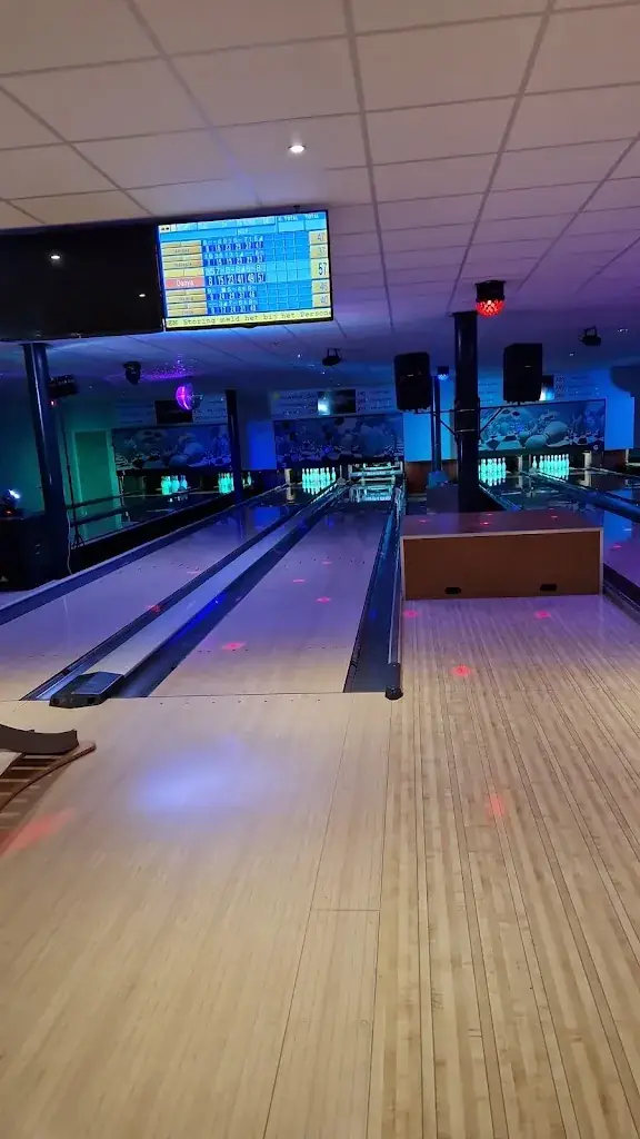 C._Bowling en Restaurant de Thoolse Brug_Tholen_review