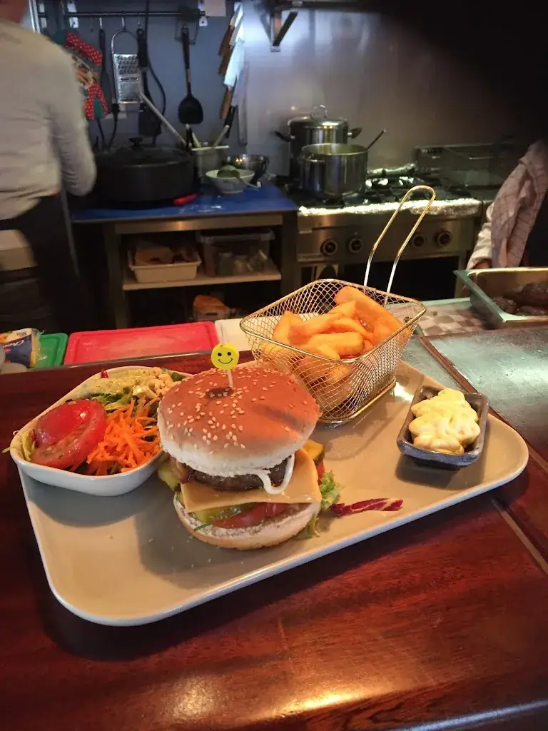 Eetcafe Sjuul_Heeg_slider_image_2