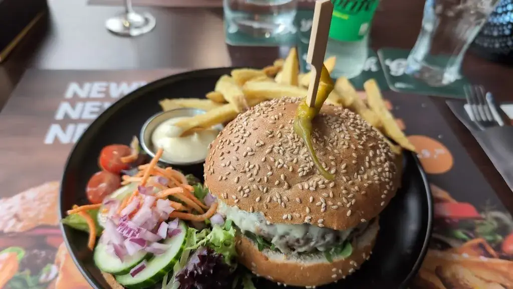 Cafe Restaurant Cine Café_Vlissingen_slider_image_3