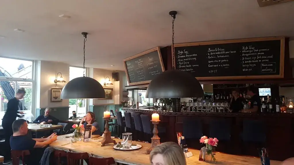 Darryl Gray_Hotel - Restaurant De Watersport Heeg_Heeg_Bewertung