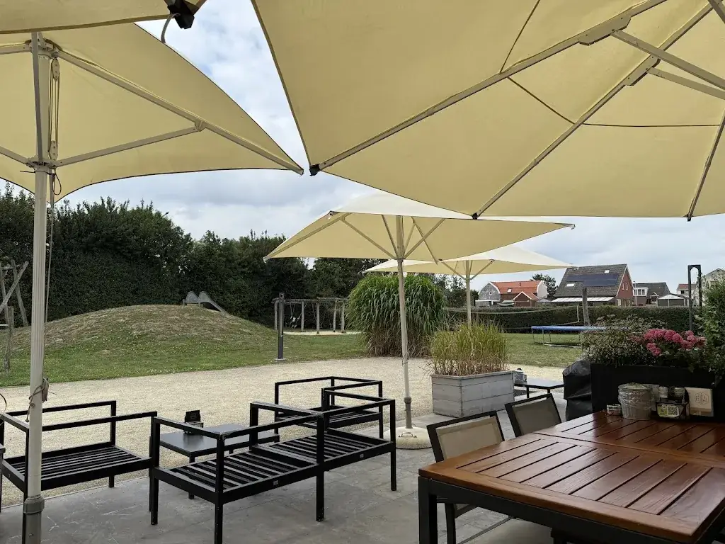 Codrin Sandu_De Baeckermat_Westdorpe_review