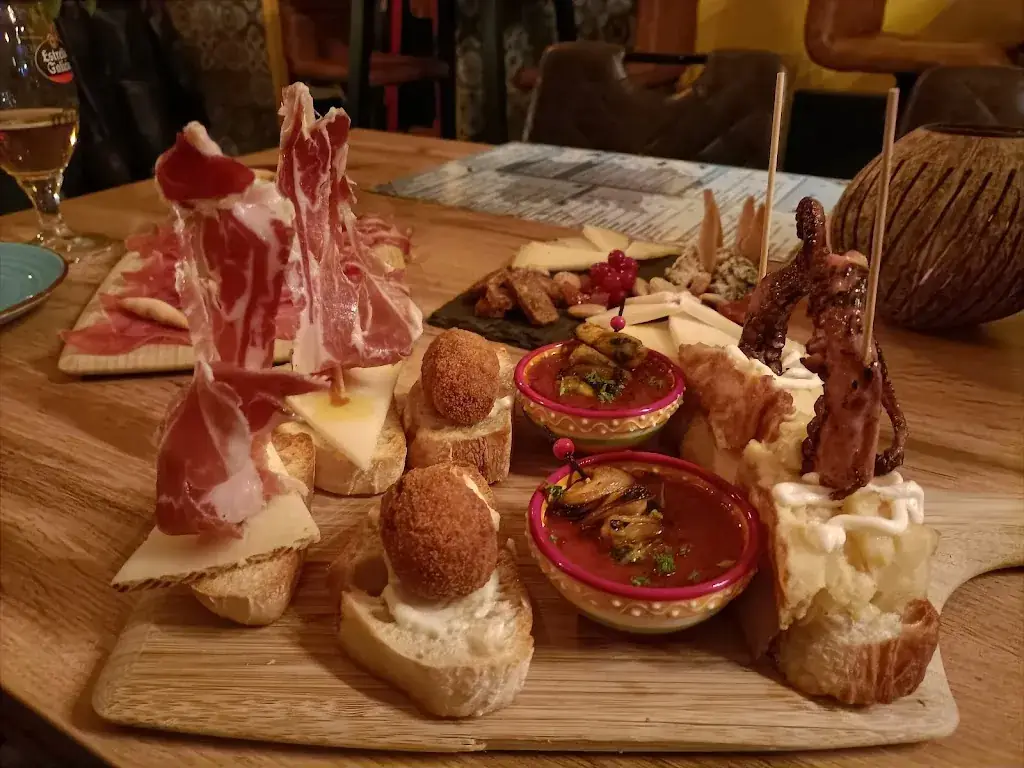 Francisco Javier Llor_La Compañia_Vlissingen_avis