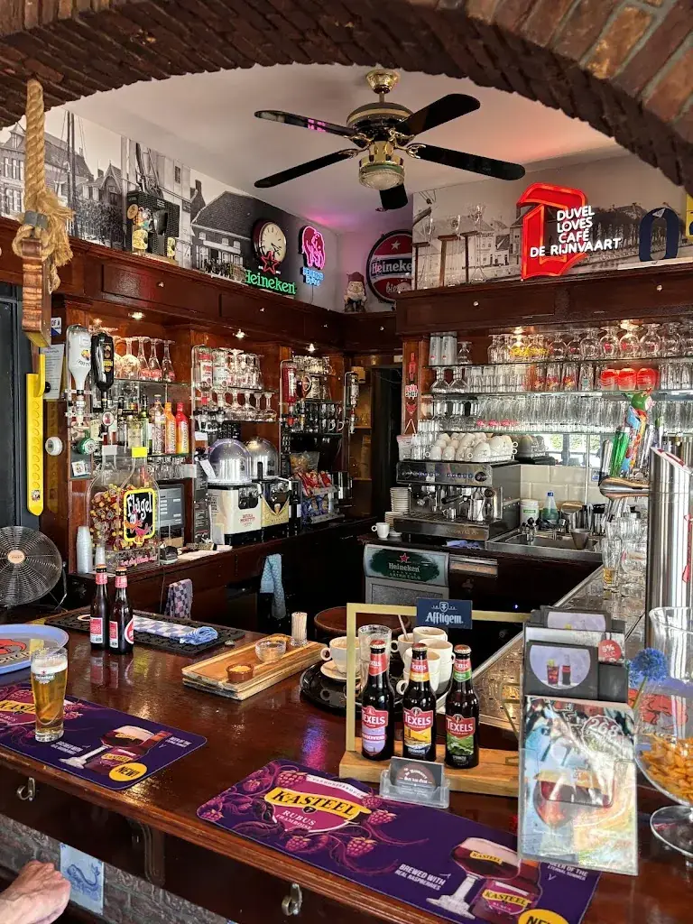 Bora Yakisan_Café De Rijnvaart_Gent_recensione