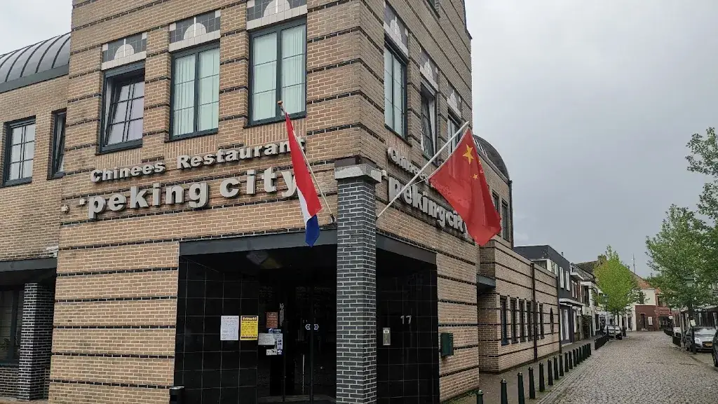 Peking City_Gent_slider_image_1