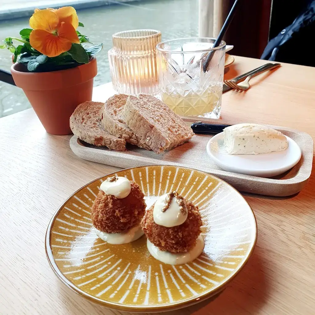 Renata Ph_Brasserie Koning van Engeland_Hulst_review