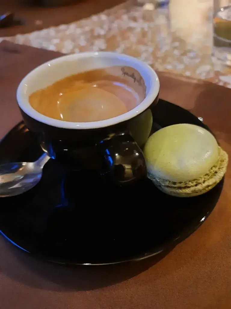 Anuja Satam_FERM Bistrot_Hulst_review