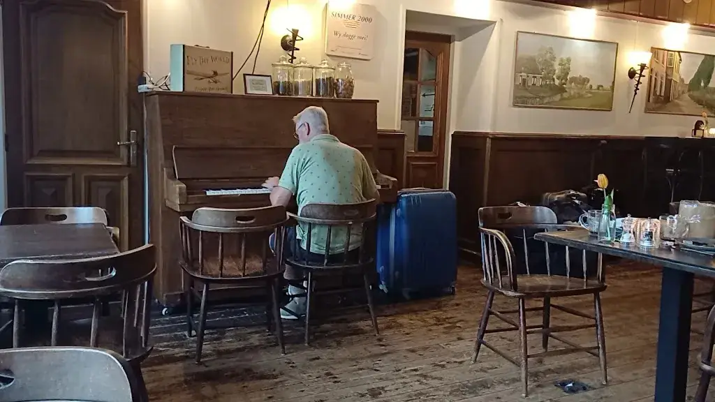 Tricia Walters_Stadsherberg Het Wapen van IJlst_IJlst_avis