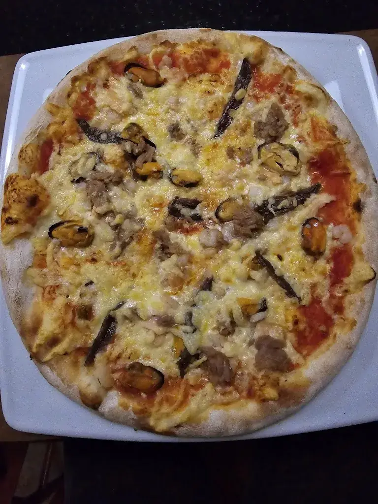 Pizzeria Sa Caravela_IJlst_slider_image_2