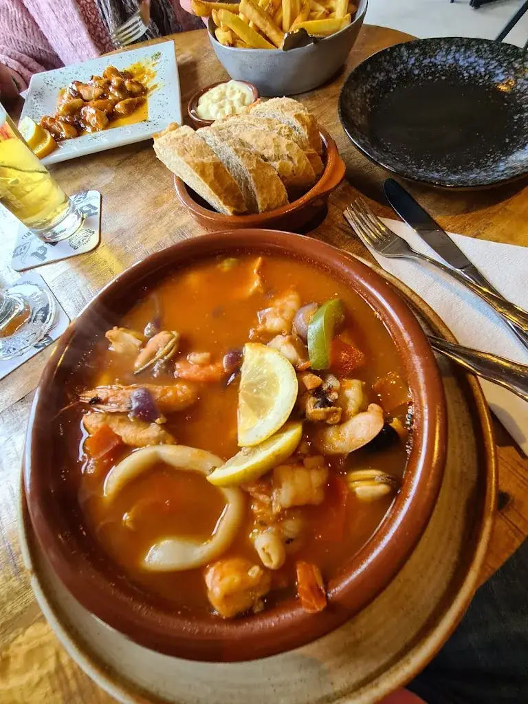 Menu_El Corazon / Restaurante español / Spanische Tapas Bar_Zoutelande_imagen_9