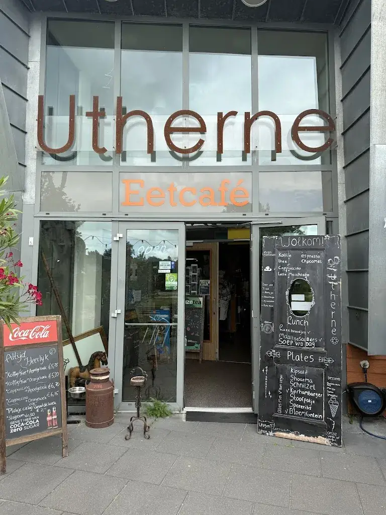 Eetcafé De Útherne restaurant à IJlst