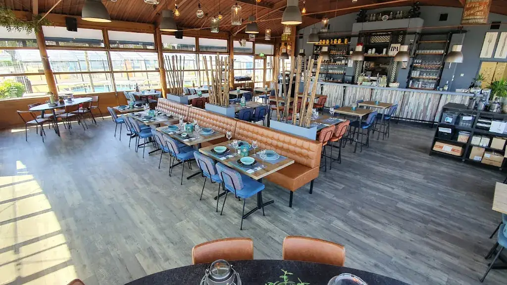 Grand Café De Paardekreek restaurant in Kortgene