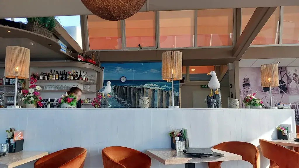 Dijkpaviljoen De Westkaap_Westkapelle_slider_image_1