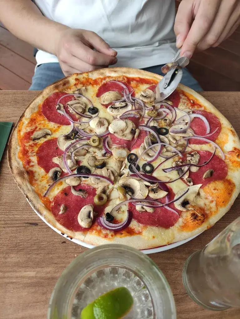 Ula Nachtygal_La Piazzetta_Westkapelle_review