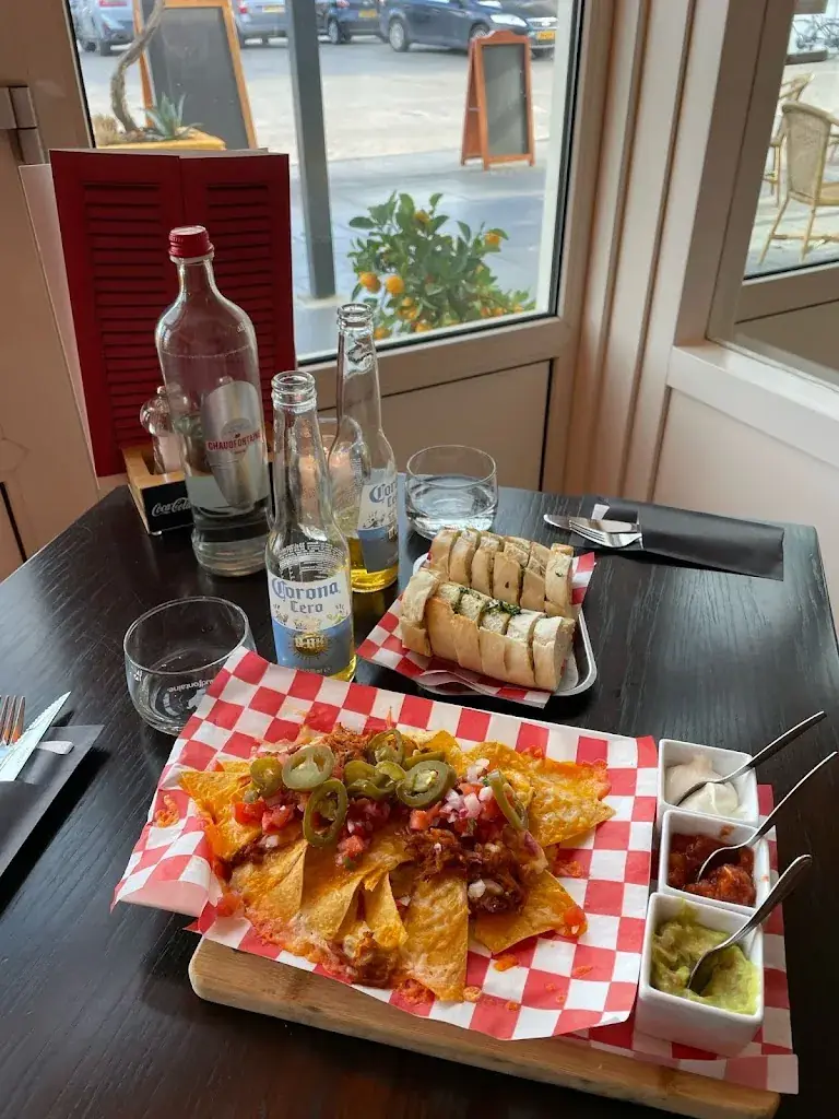 Lotte de Waal_Restaurant El Tiempo_Westkapelle_review