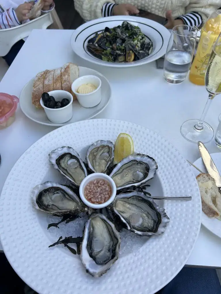 R H_Nolet’s Vistro_Yerseke_review