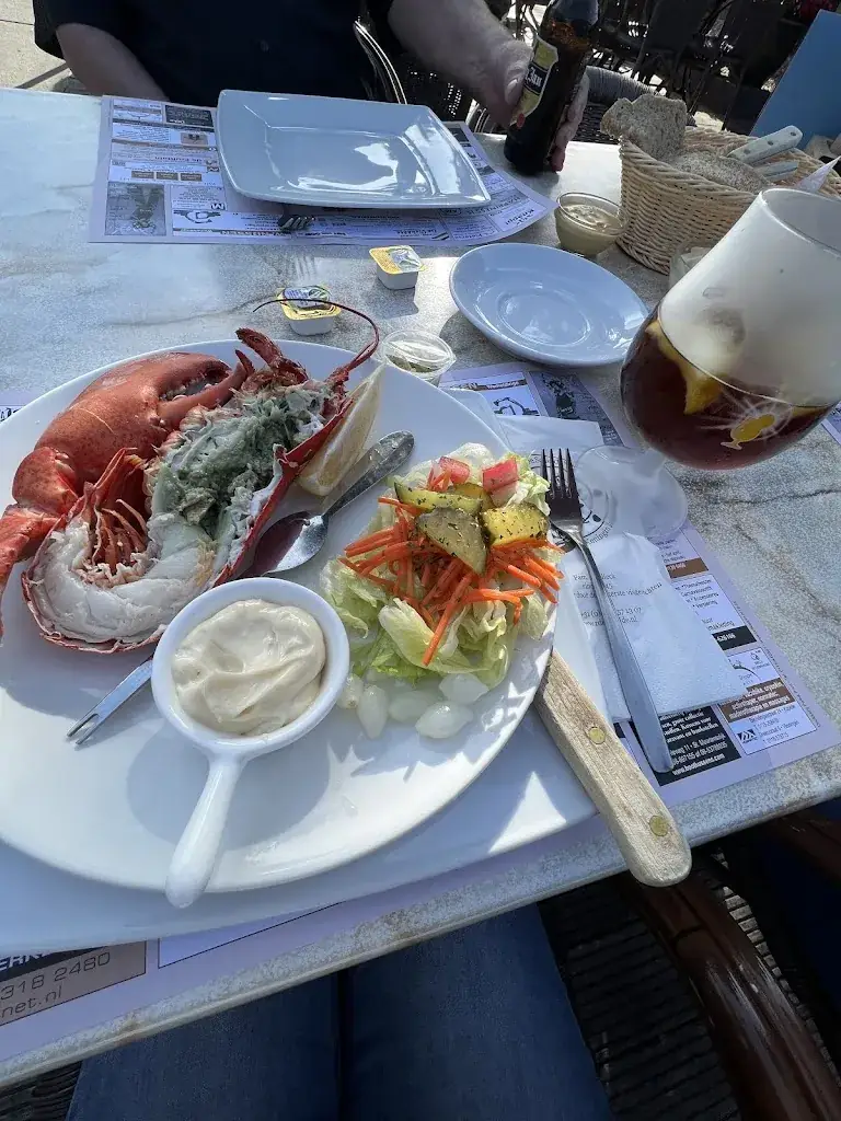 Mary Mhel Alolor_De Schelde_Yerseke_review