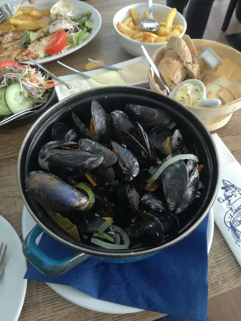 Jane_Piet van Oost BV / De Viskêête Mossel- Oester- & Vishandel_Yerseke_review