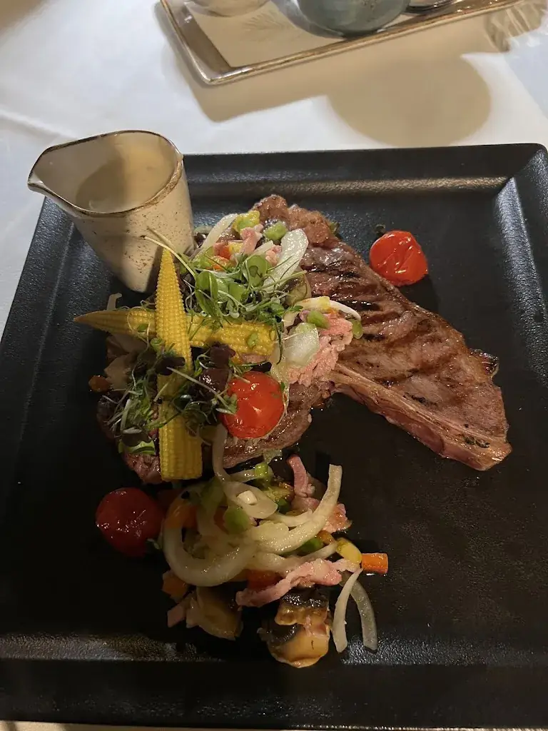 Lin Yeh_Van der Valk Hotel Hardegarijp - Leeuwarden_Hurdegaryp_review