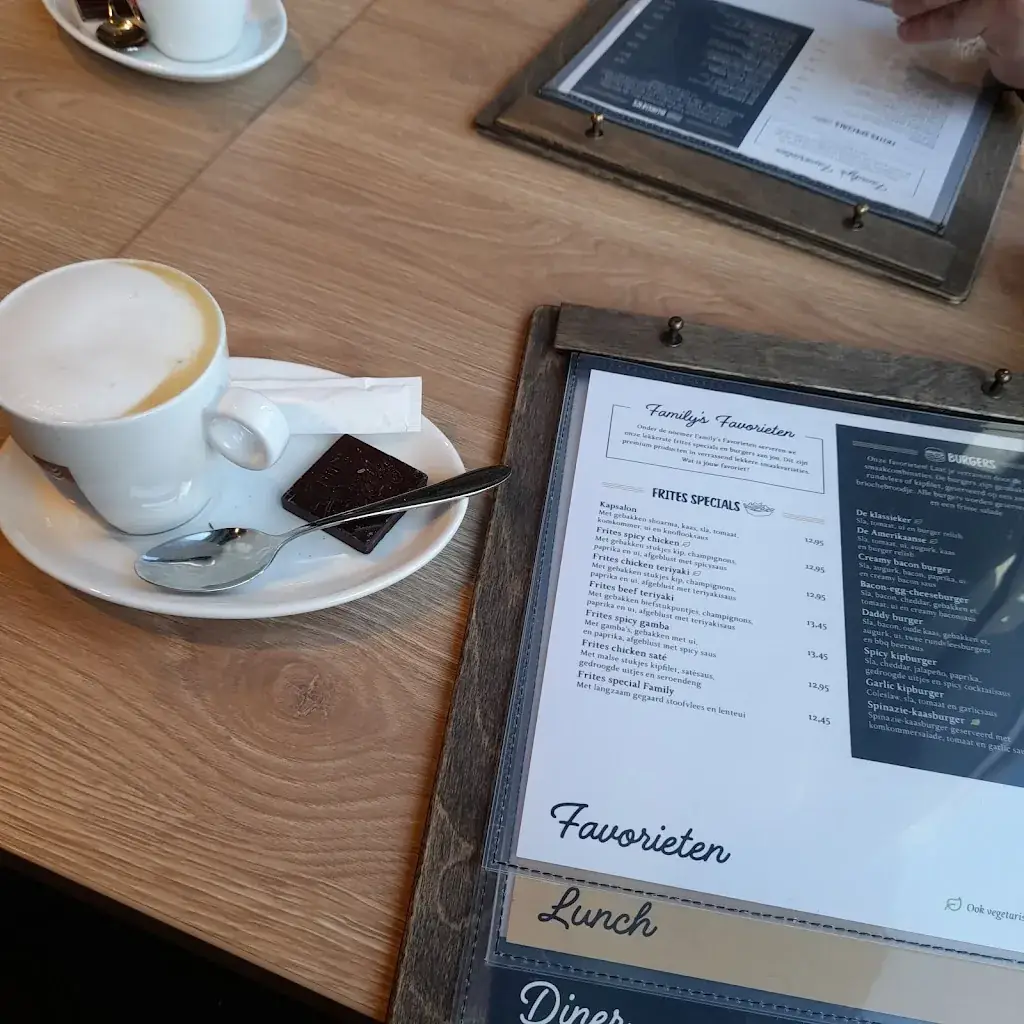 Menu_Family Terneuzen Eethuis-Cafetaria_Terneuzen_immagine_2