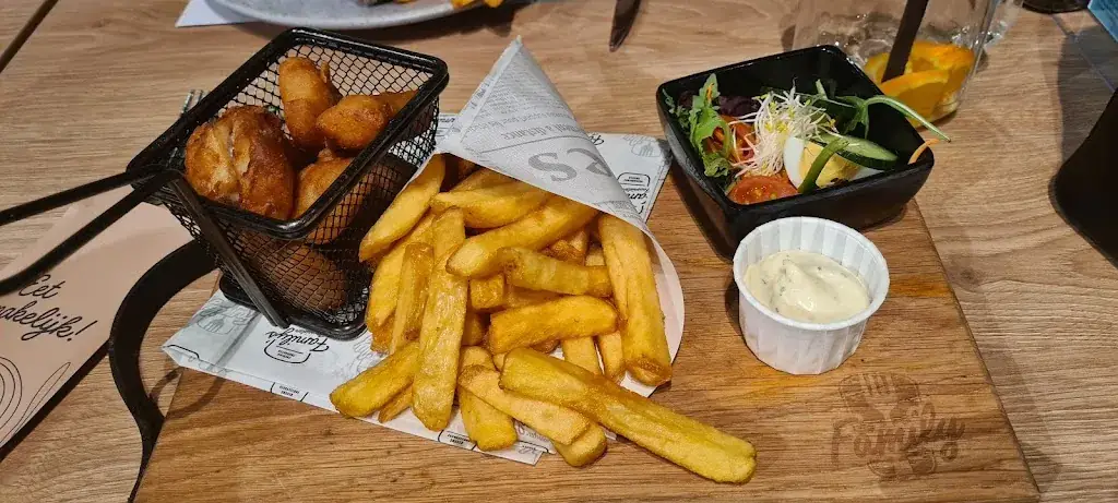 Meryem RAHIM_Family Terneuzen Eethuis-Cafetaria_Terneuzen_recensione